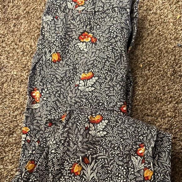 Old Navy Size 6 pants - Picture 1 of 5